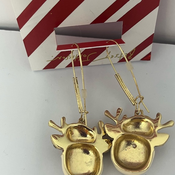 BETSEY JOHNSON Authentic Winking Reindeer Shepherd Hook Earrings Gold Tone NEW - Picture 7 of 11